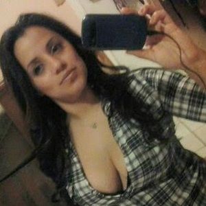 Meet your Posher, Ileana